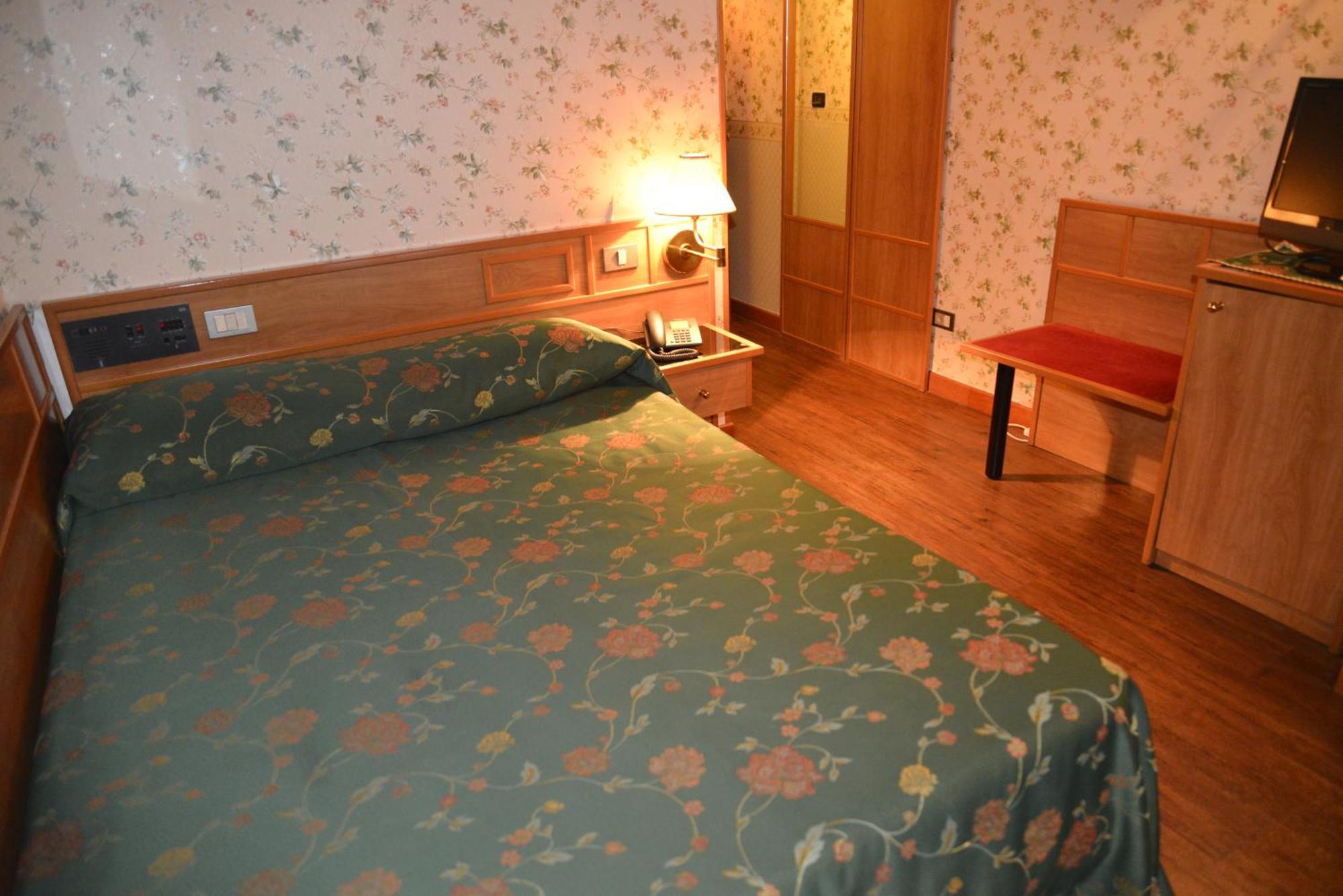 Hotel And Wellness Patriarca San Vito al Tagliamento Luaran gambar